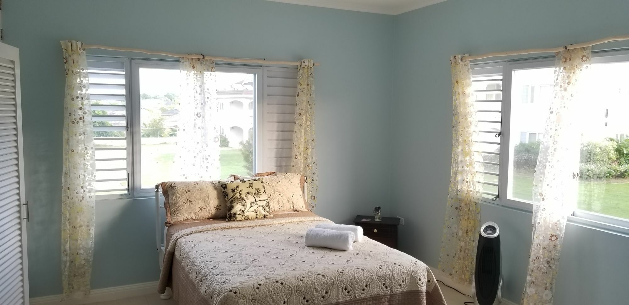 Oceanic View At Fern Court Apartamento Saint Annʼs Bay