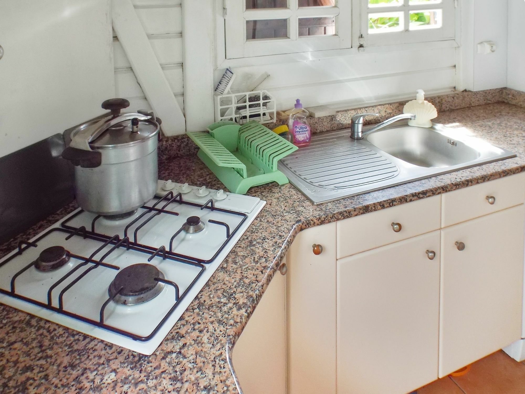 With 2 Bedrooms In Noire, With Wonderful Sea View, Privat Villa Pointe-Noire