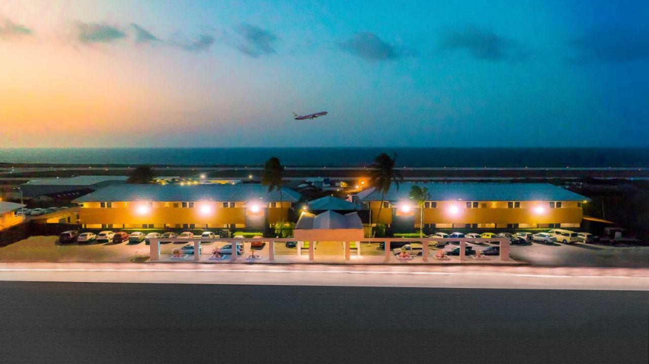 Hotel Curacao Airport Willemstad