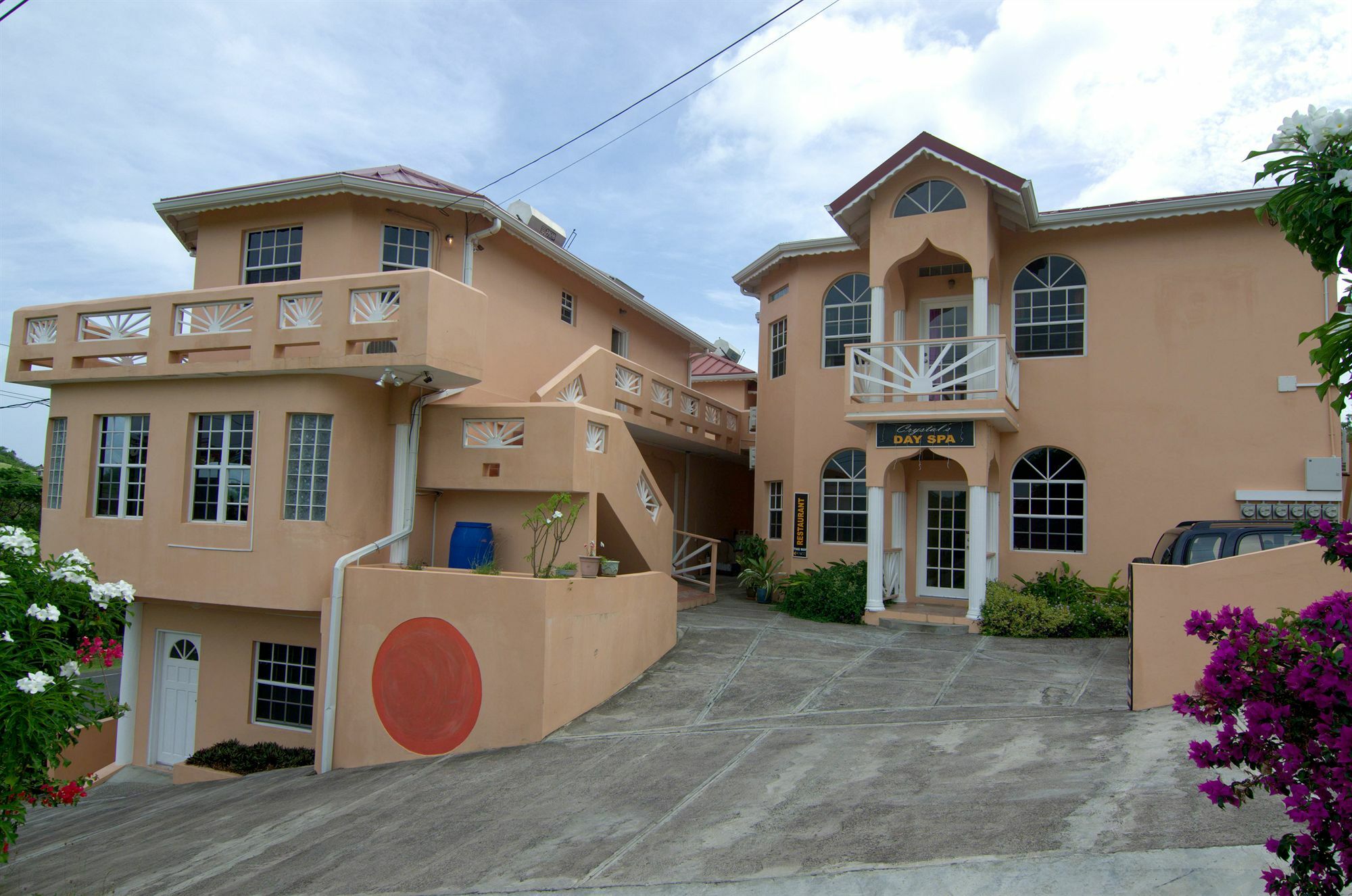 Aparthotel La Heliconia & Day