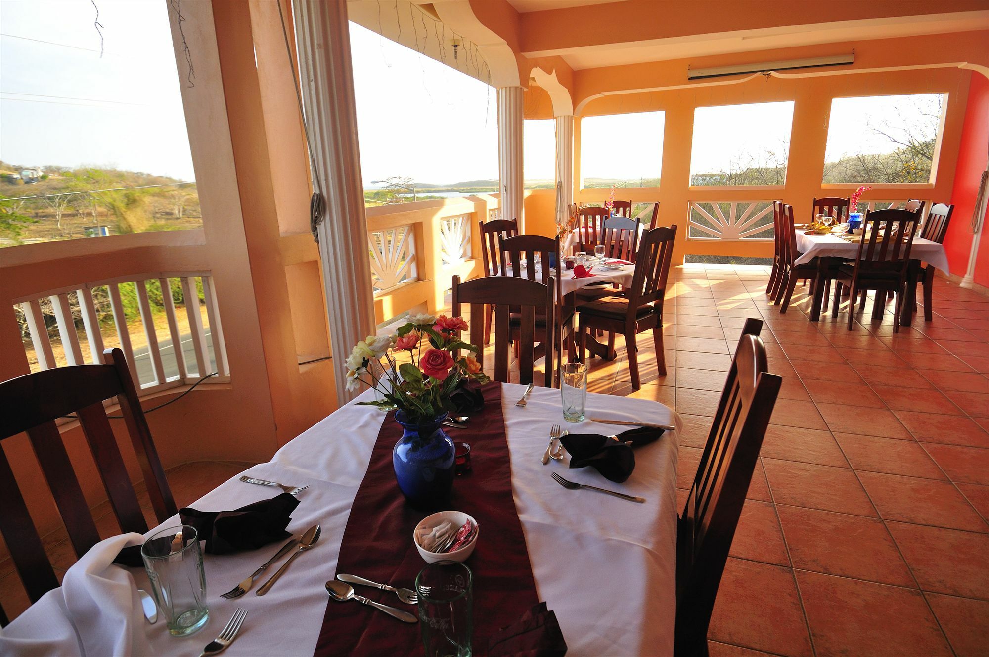 Aparthotel La Heliconia & Day