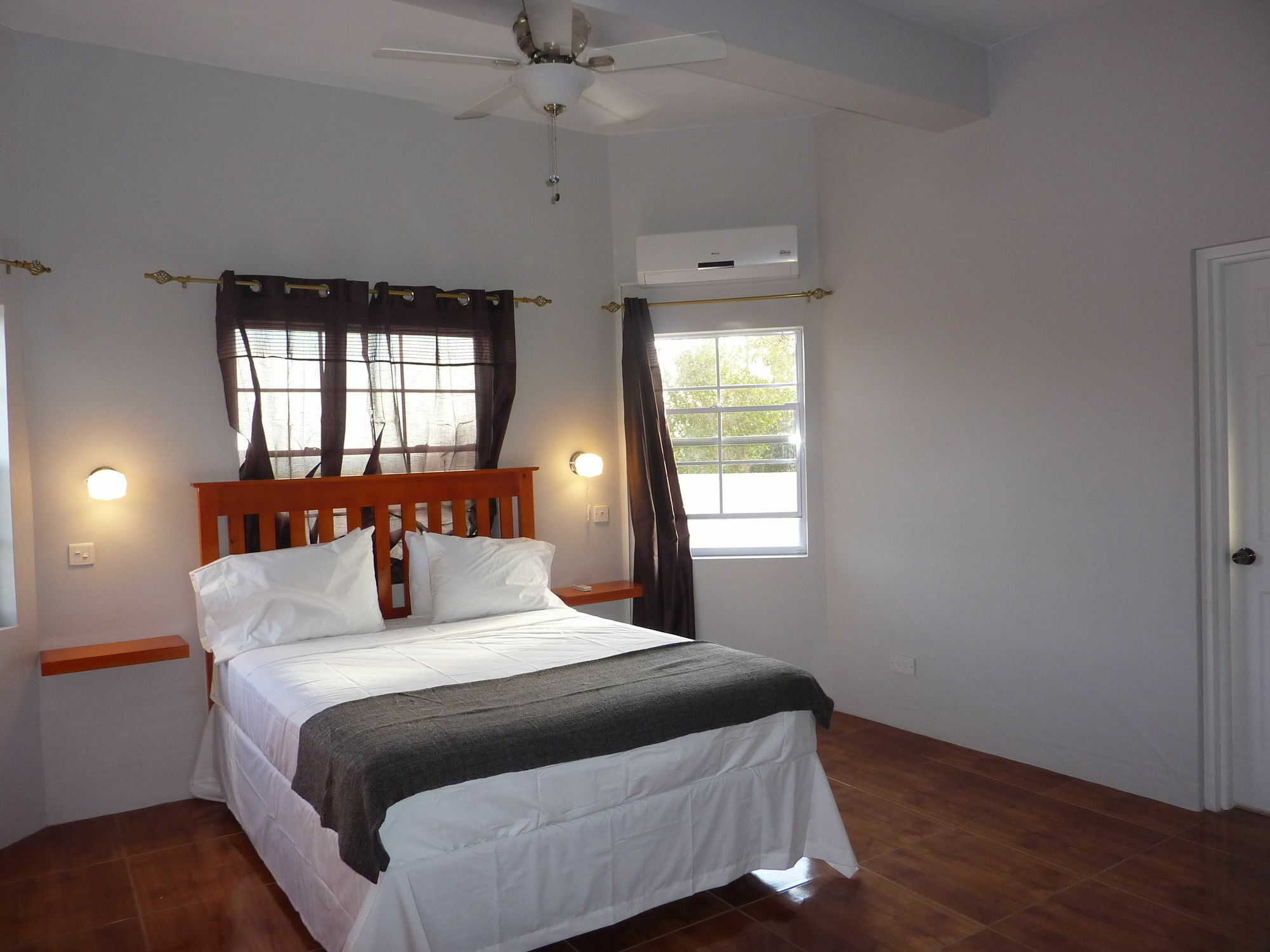 Aparthotel La Heliconia & Day