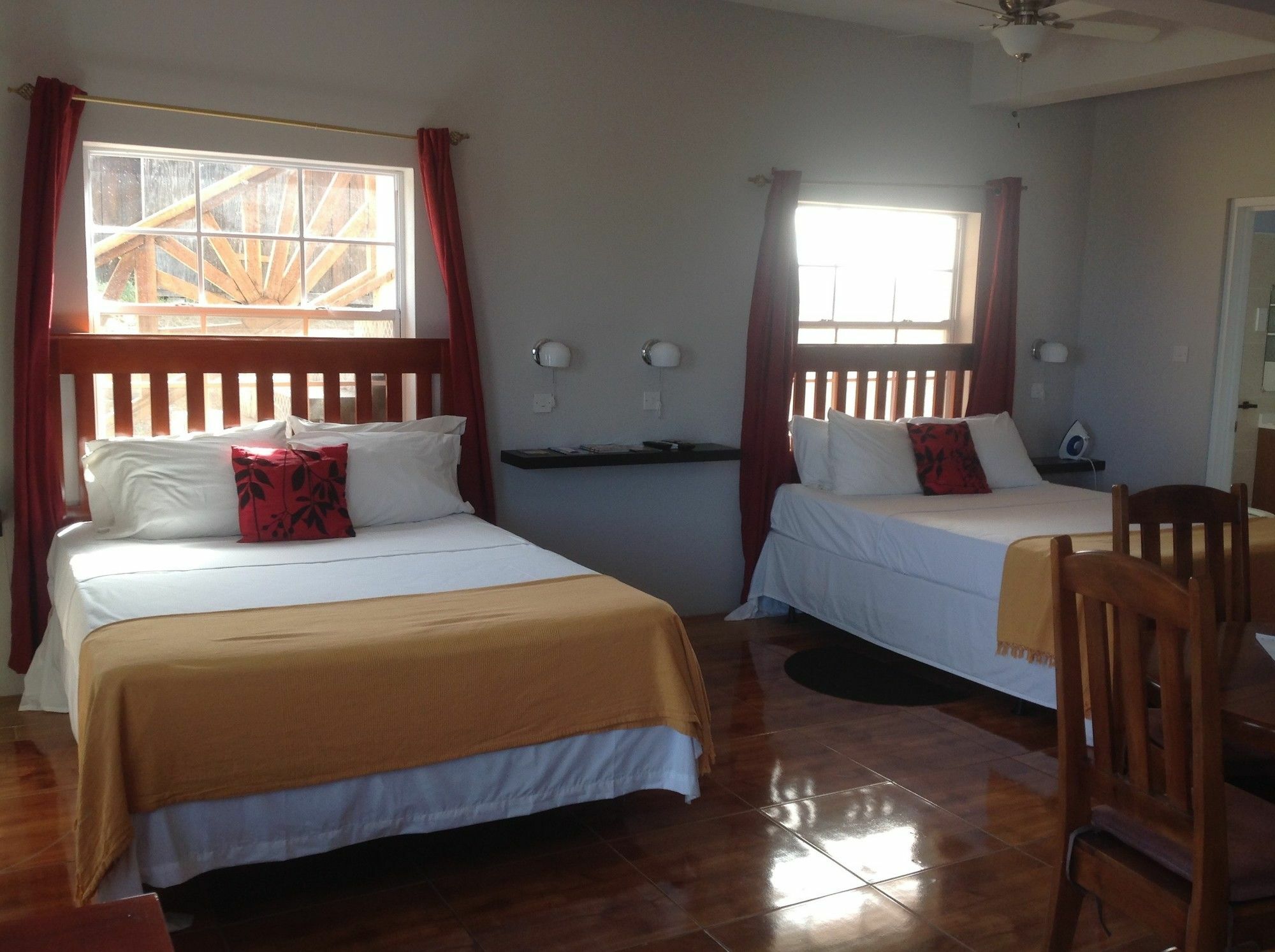 La Heliconia & Day Aparthotel
