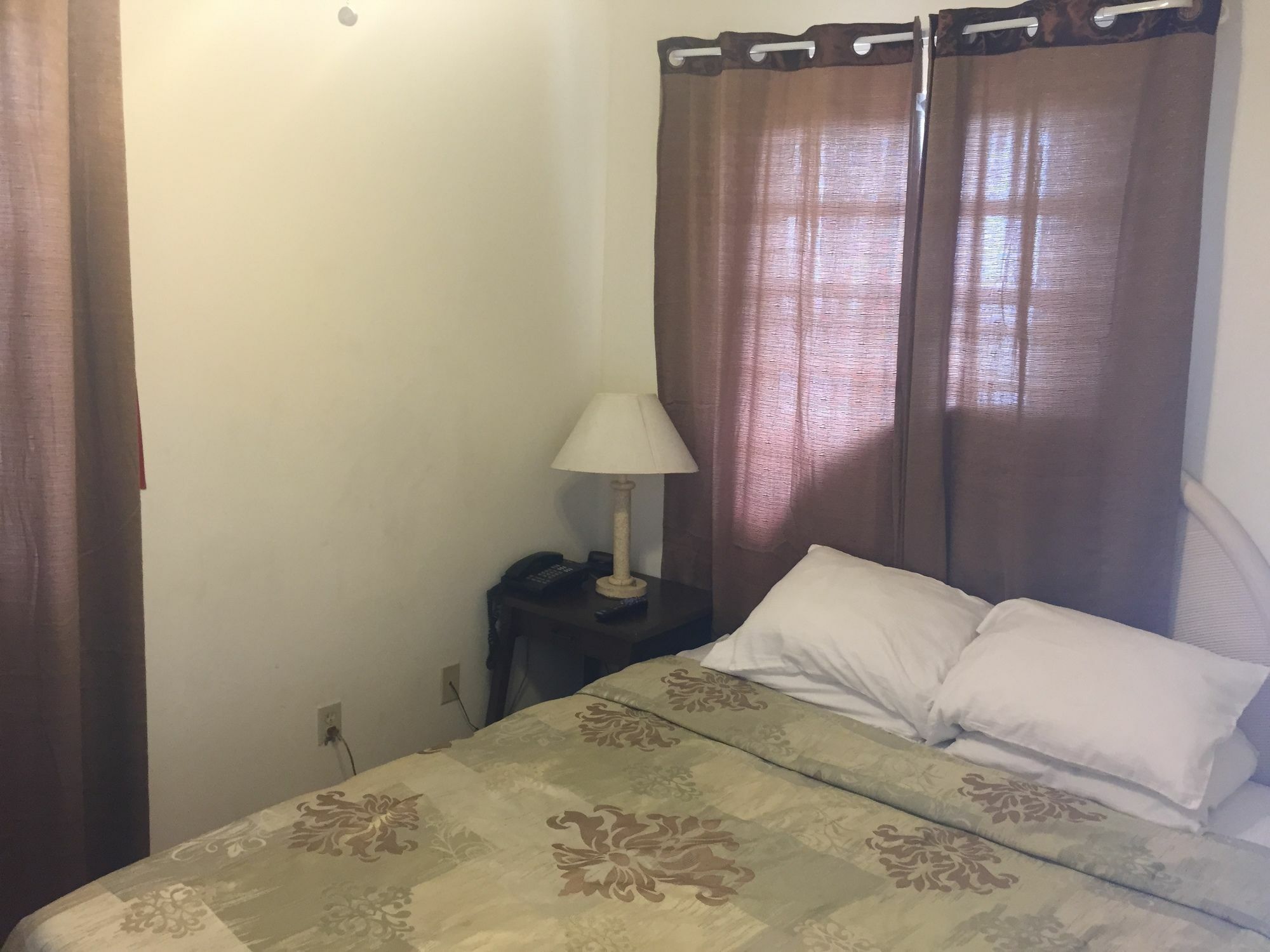 Sunset Gardens Guest house 3*