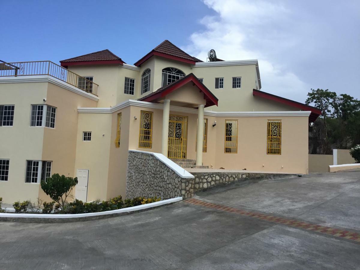 Guest house Cool Breeze Discovery Bay