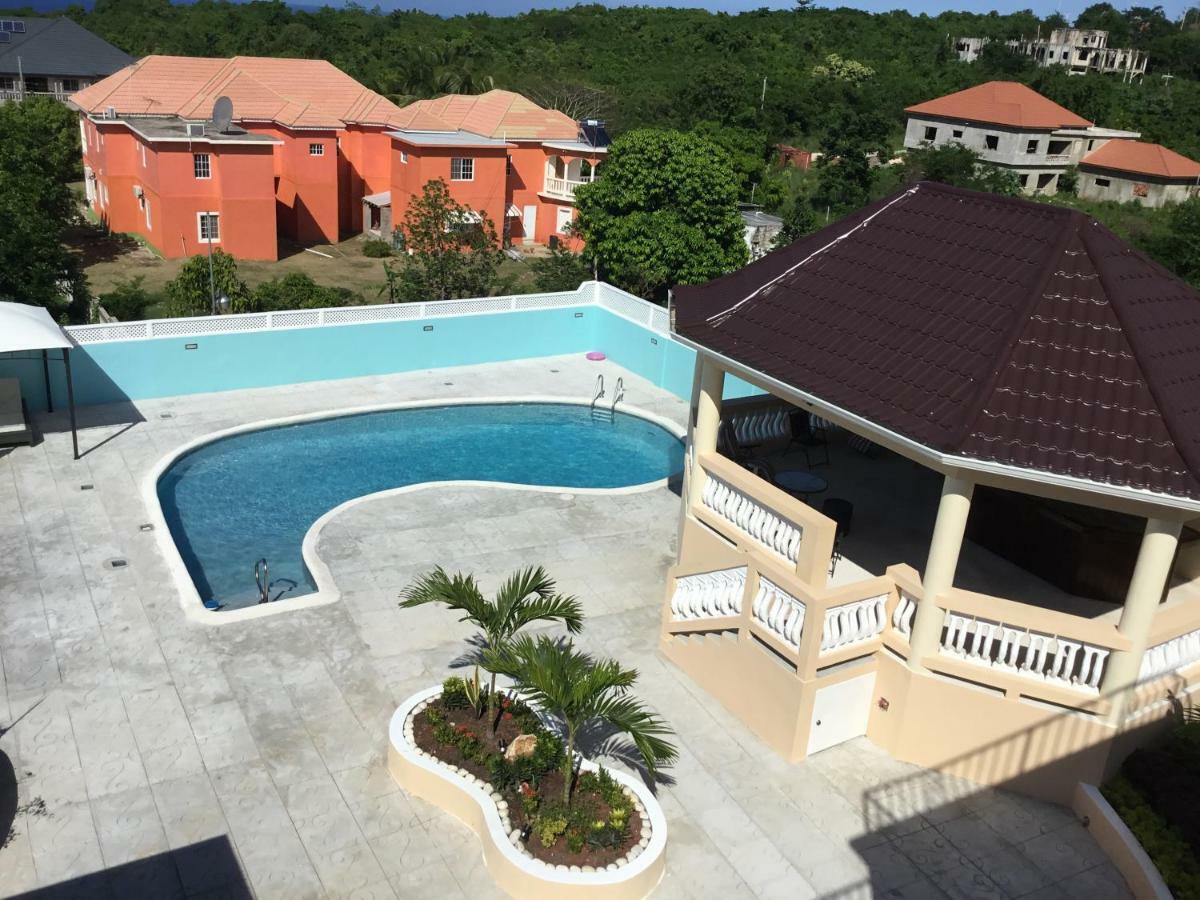 Cool Breeze Guest house