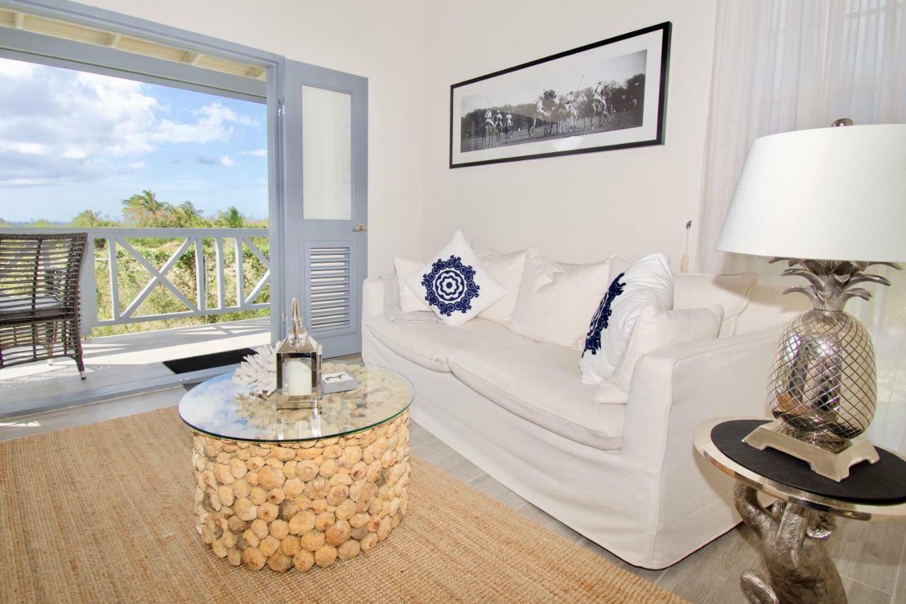 West Rock Villa Saint James