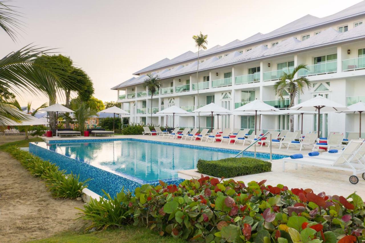 Grand Paradise Playa Dorada 4*