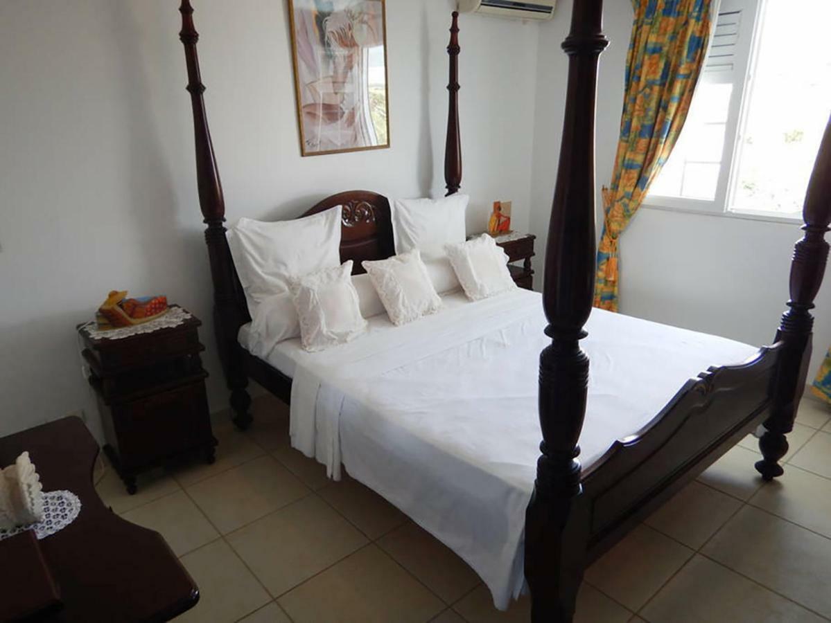 Bed & Breakfast 6 Suites Piscine Et Plage Pointe Faula