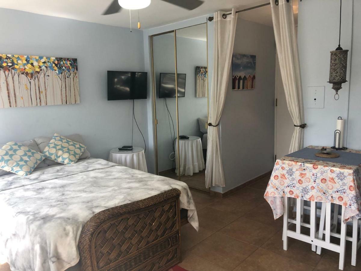 Kingsville Condado Studio Apartment *