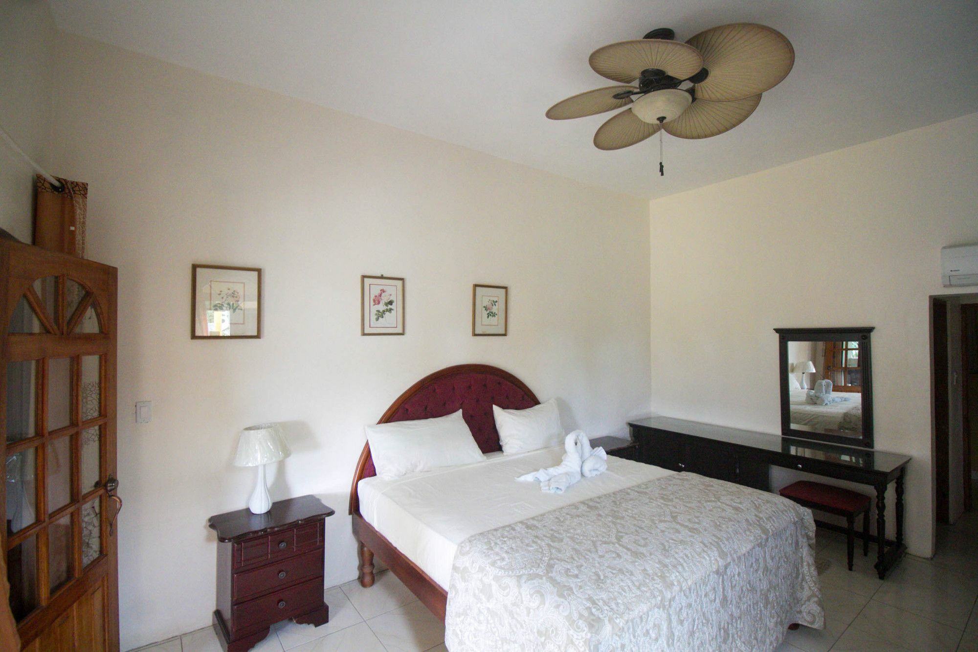 Chateau Margarite Guest house 3*
