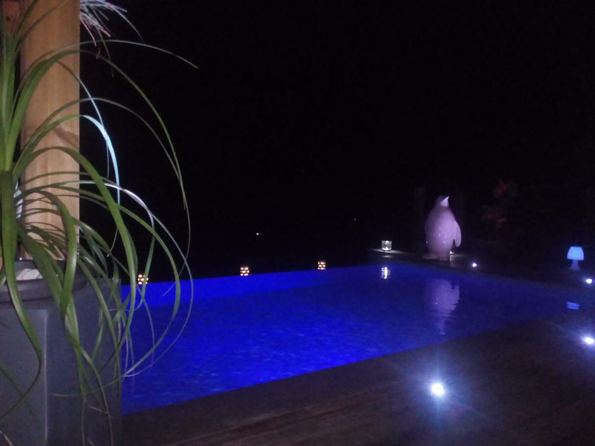 Pelican Villa