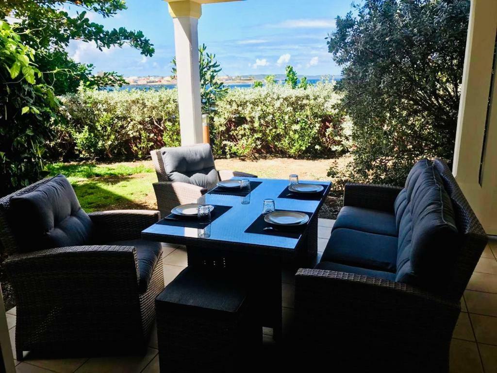 Au Bord De Apartment *
