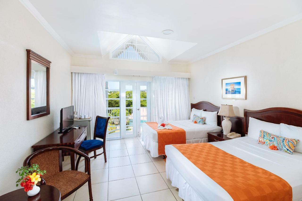 Bay Gardens Marina Haven 3*