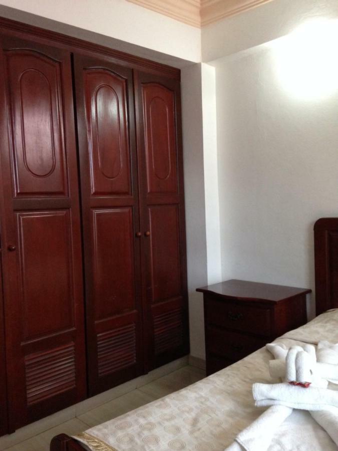 Aparthotel Perla Mar *
