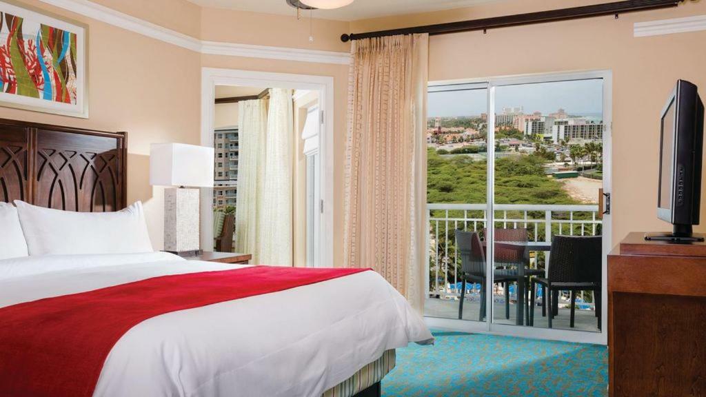Apartment At Marriott Aruba Surf And Ocean Beachfront Clubs
