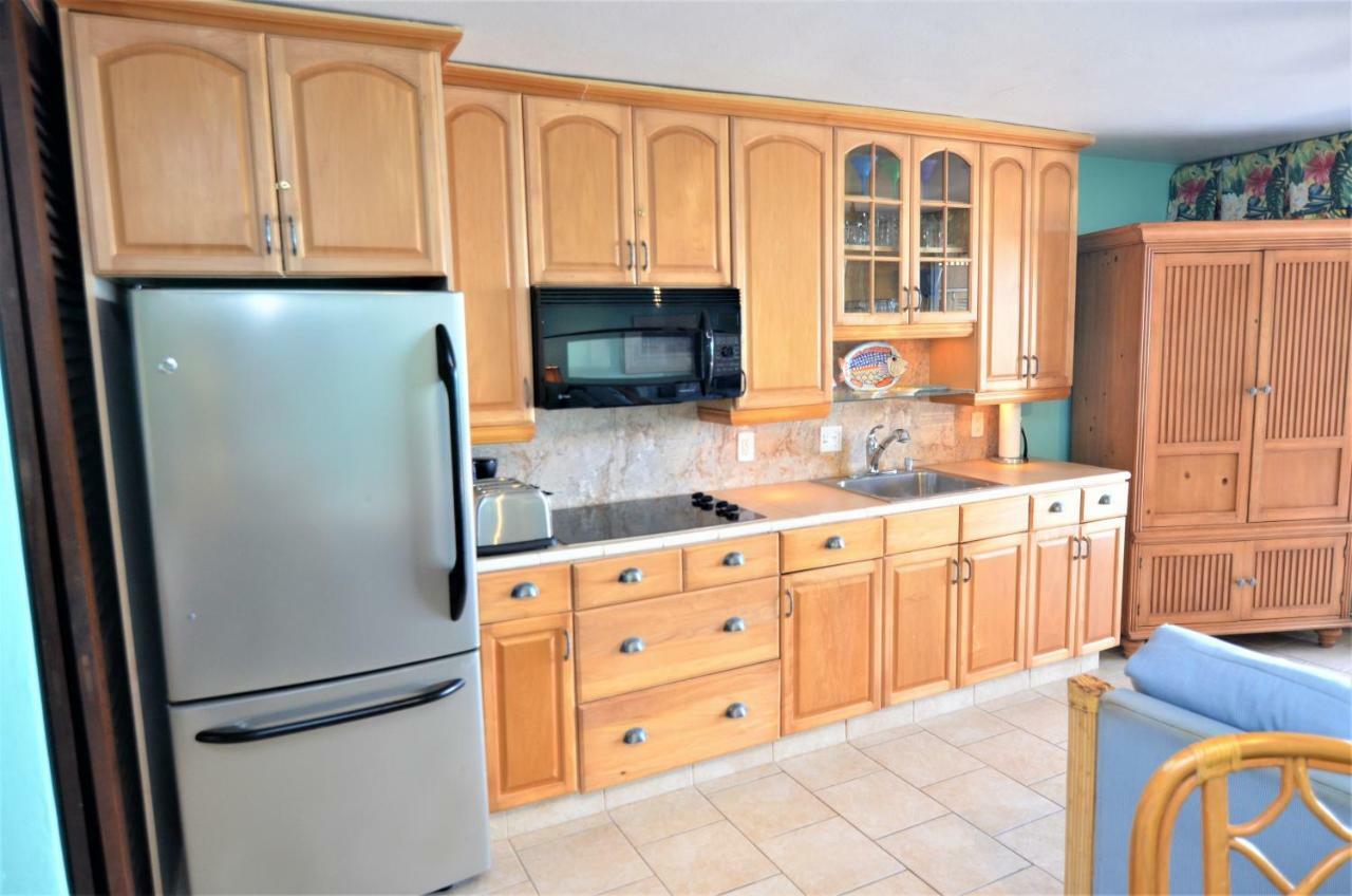 Apartment Sapphire Beach - Beachfront