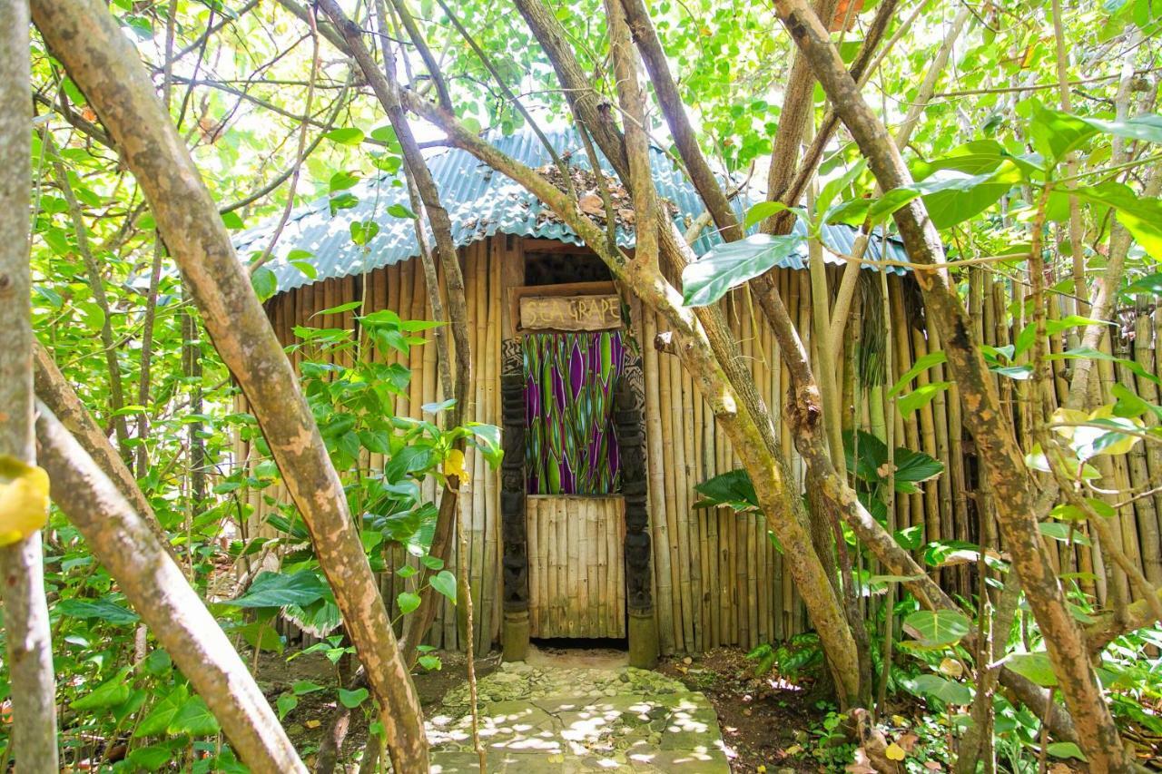 Great Huts Lodge
