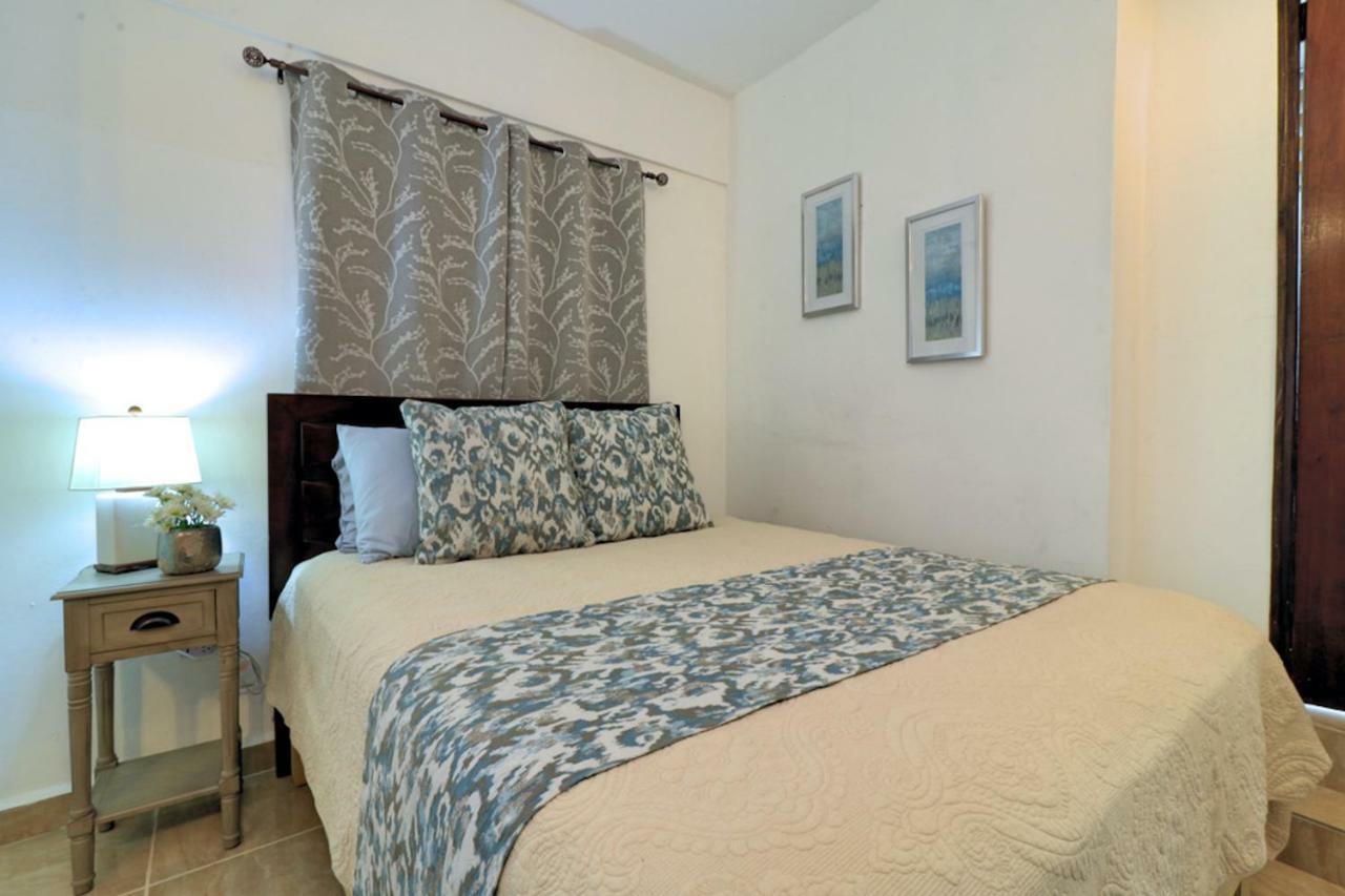 Aparthotel Placid San Juan