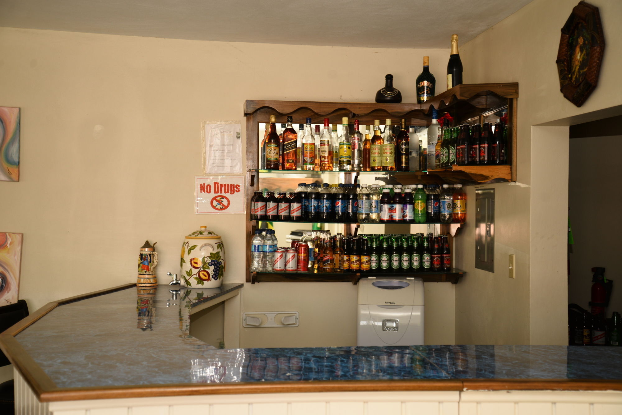 Retreat Guest house 4*