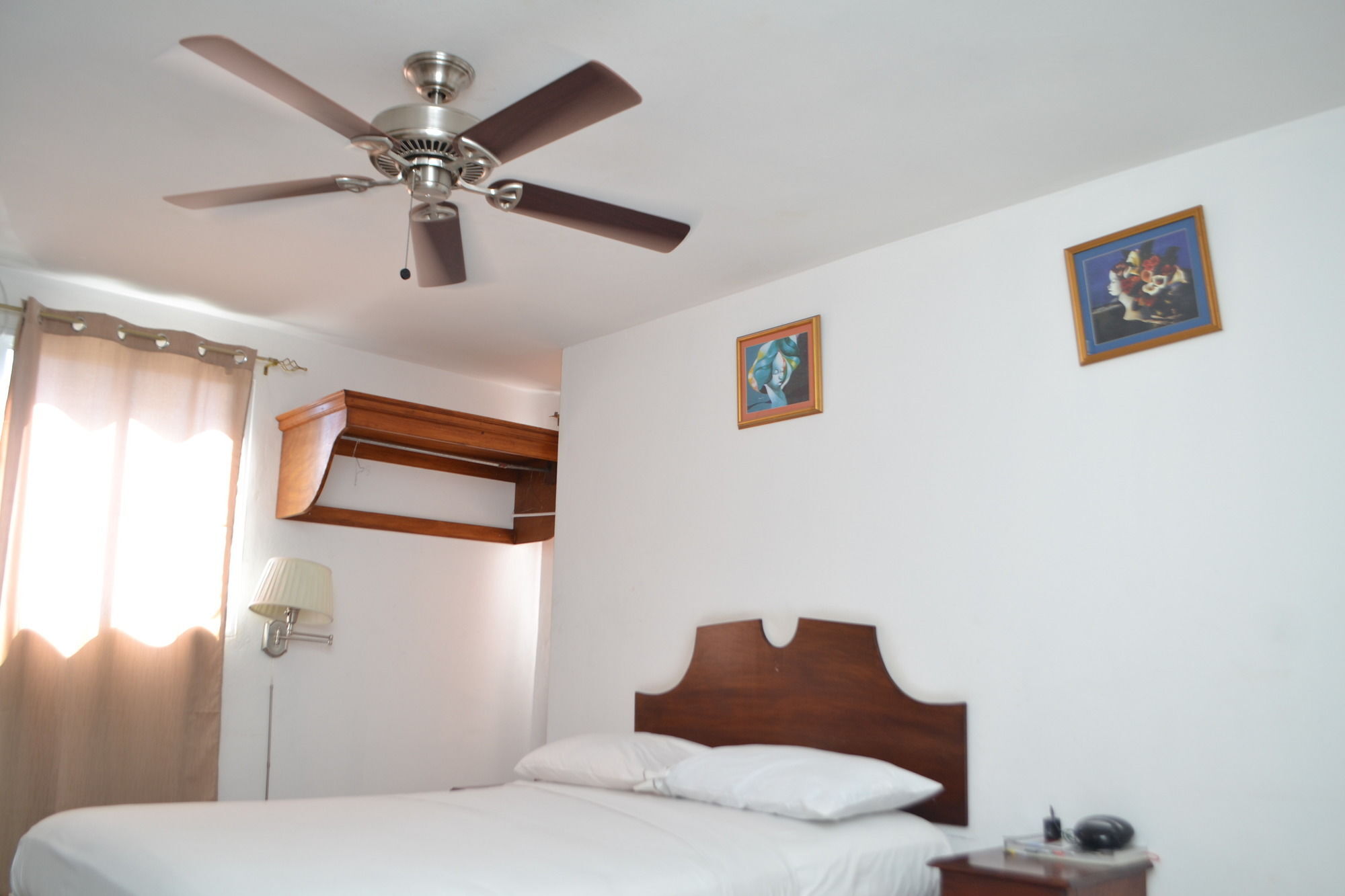 Hotel Seven Stars Musseau