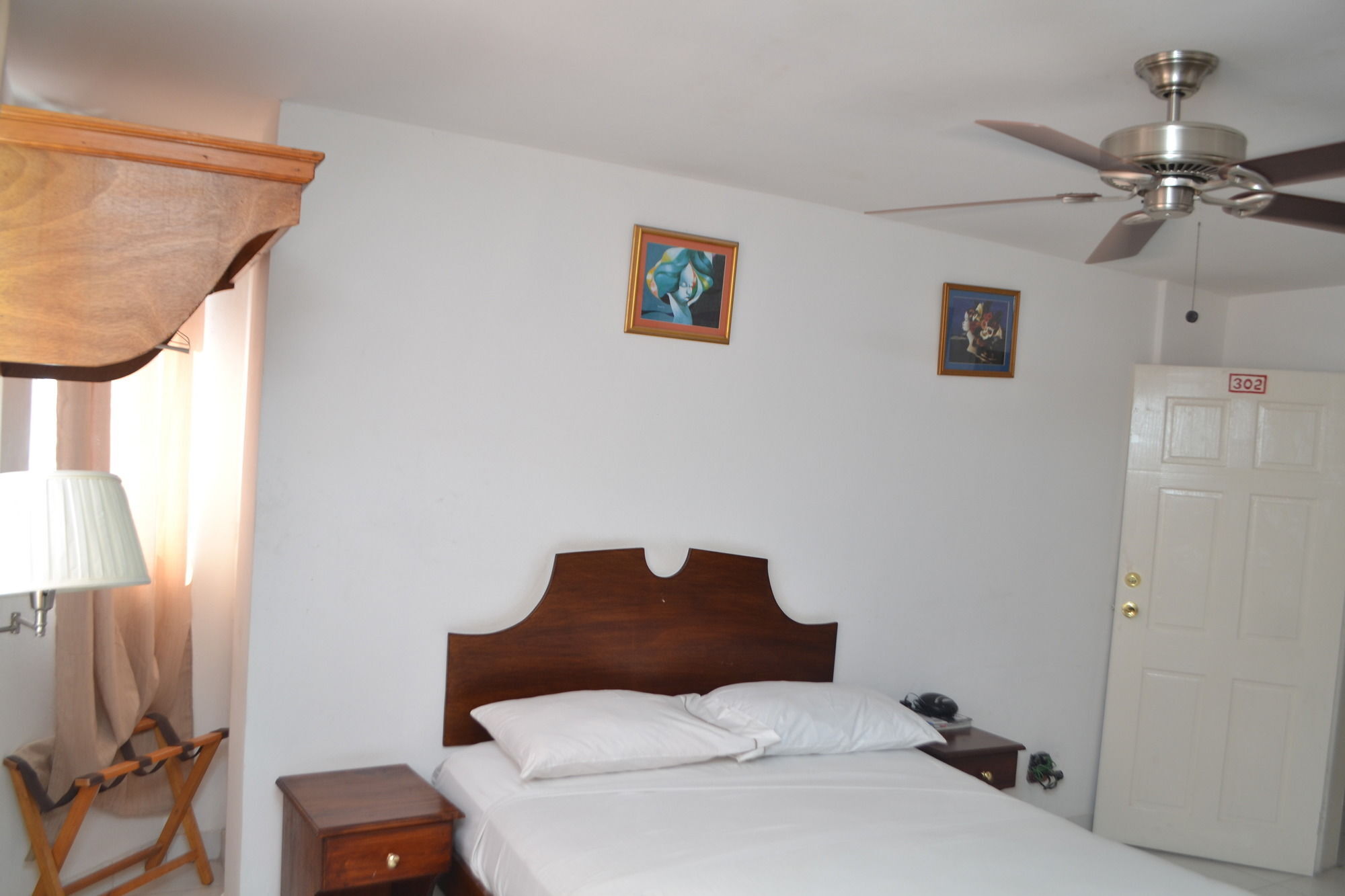Seven Stars Hotel