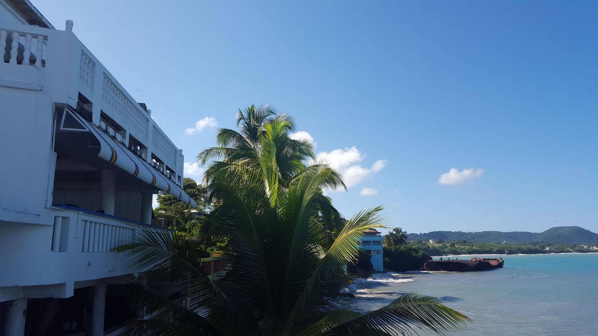 Hotel The Wave 2*
