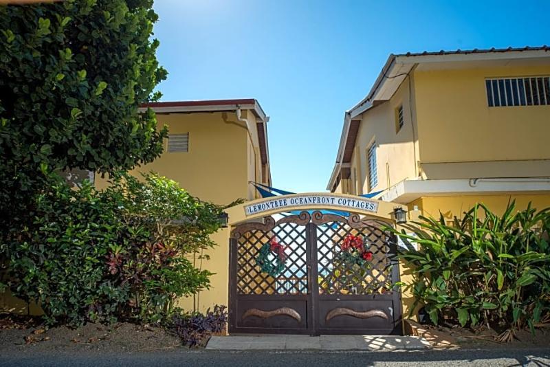 Hotel Lemontree Oceanfront Cottages 2*