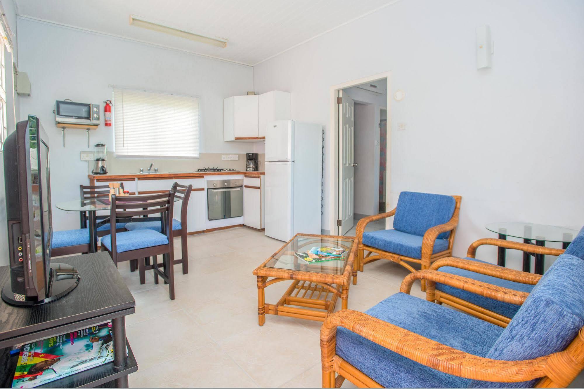 Bougainvillea Apartment St. George's