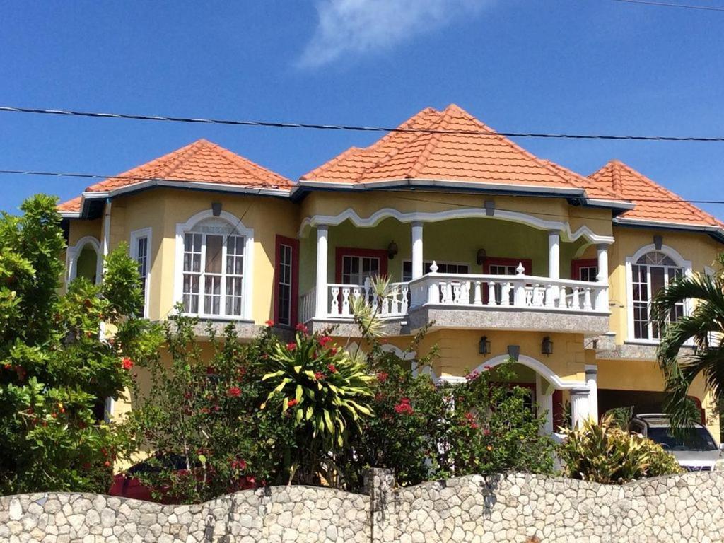 Jamaica Dream Gateway Richmond