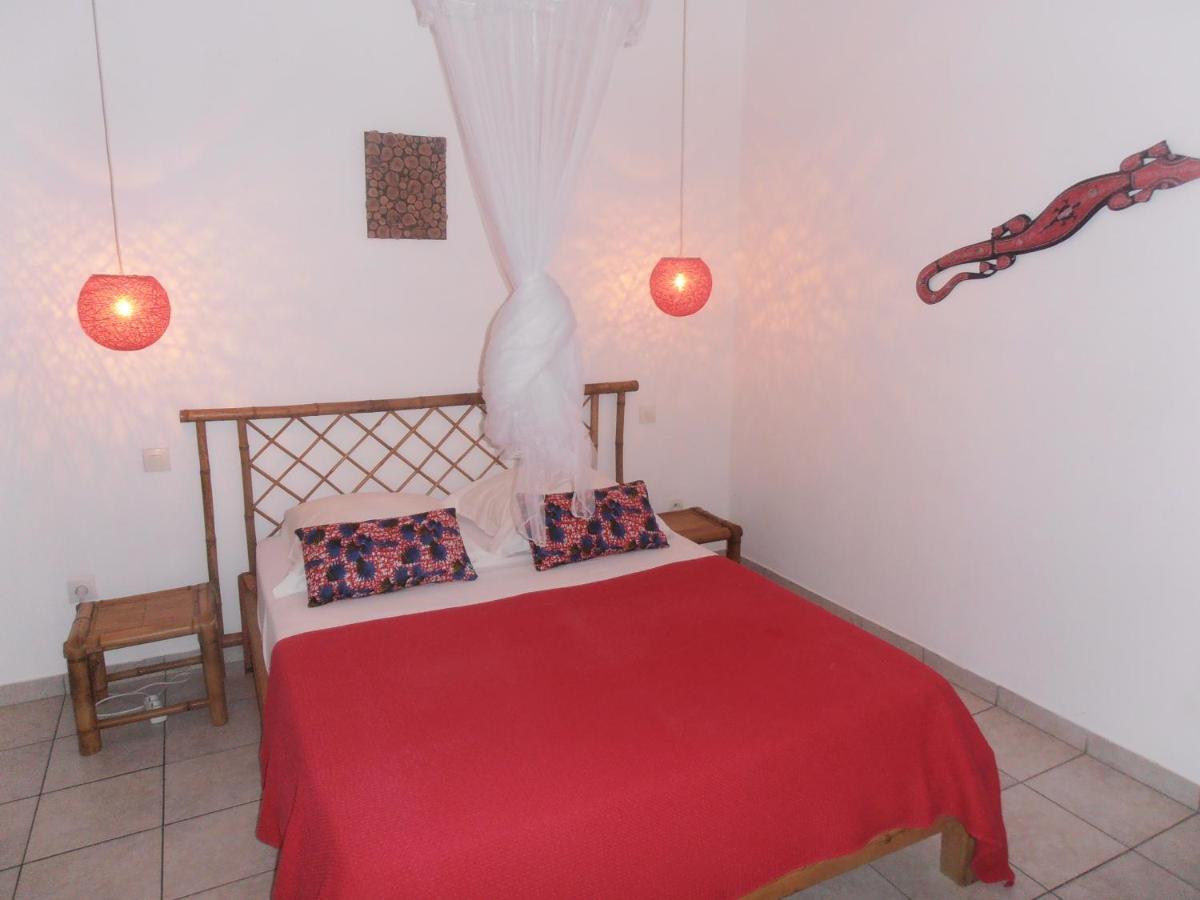 Les Manguiers Holiday home *