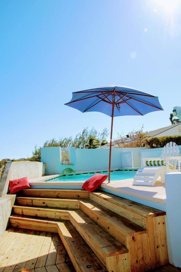 Holiday home Water's Edge - Oceanfront With Private Pool