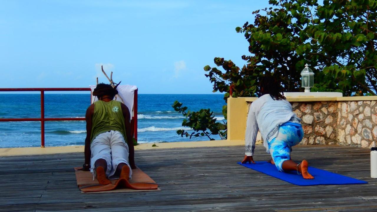 Taino Cove 3*