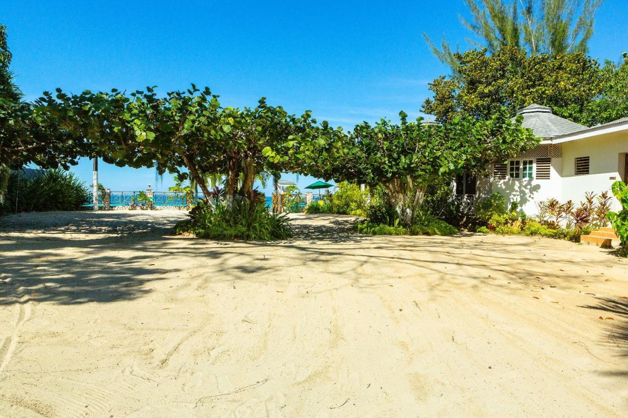 Rondel Village Resort 3*