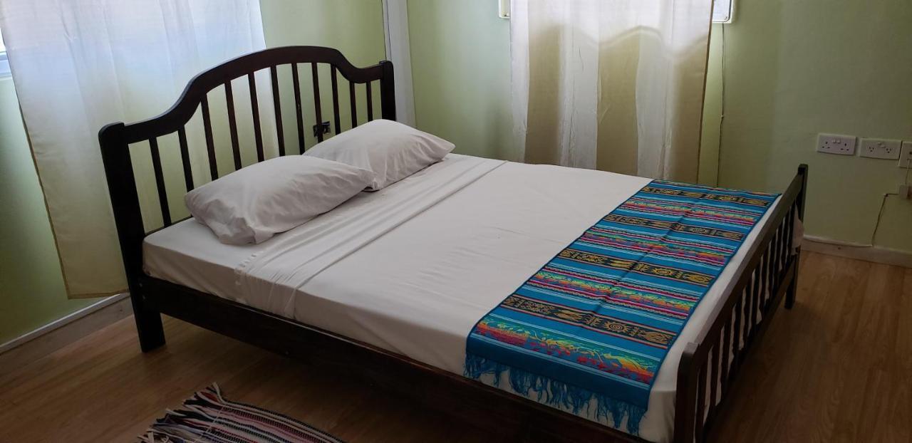 Apartment Unit 1 Private - Roseau