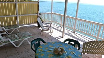 Lemontree Oceanfront Cottages 2*
