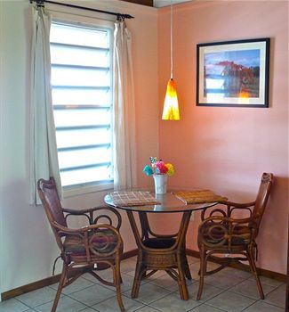 Lemontree Oceanfront Cottages Hotel