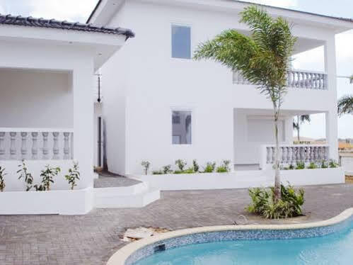 Palm Crest * Willemstad