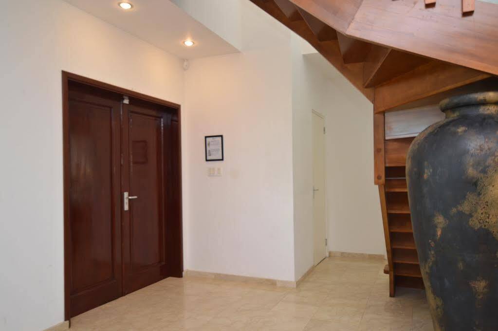 Merlot Villas Aruba Palm Beach