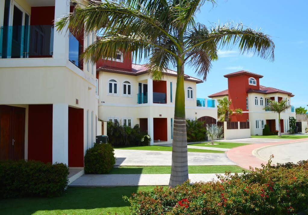 Merlot Villas Aruba Villa Palm Beach