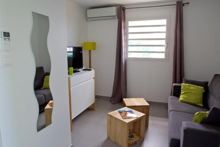 Les Tara Et Anais Holiday home *