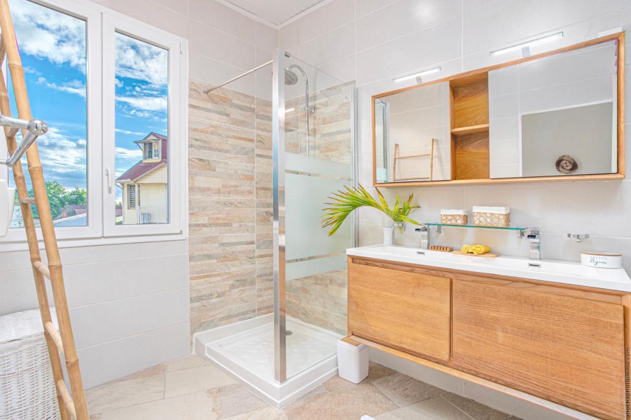 Apartment Foyal