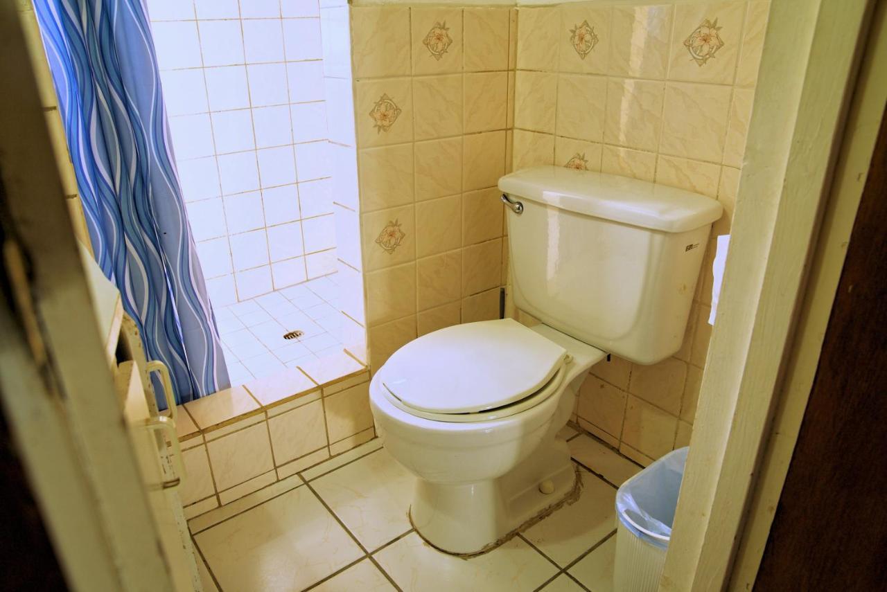 Tropical Breeze Vacation And Guest house Gros Islet