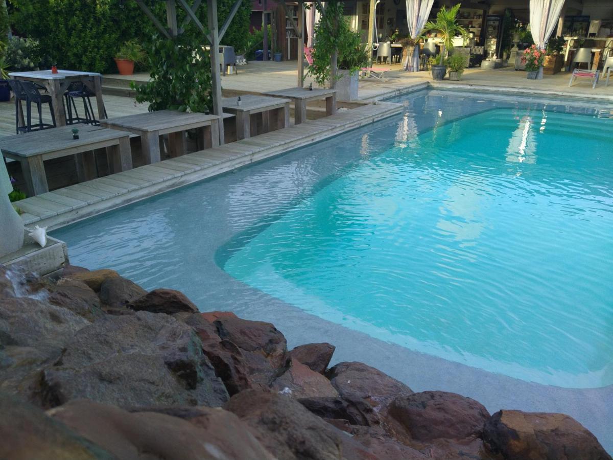 Resort Red Palm Village 3*