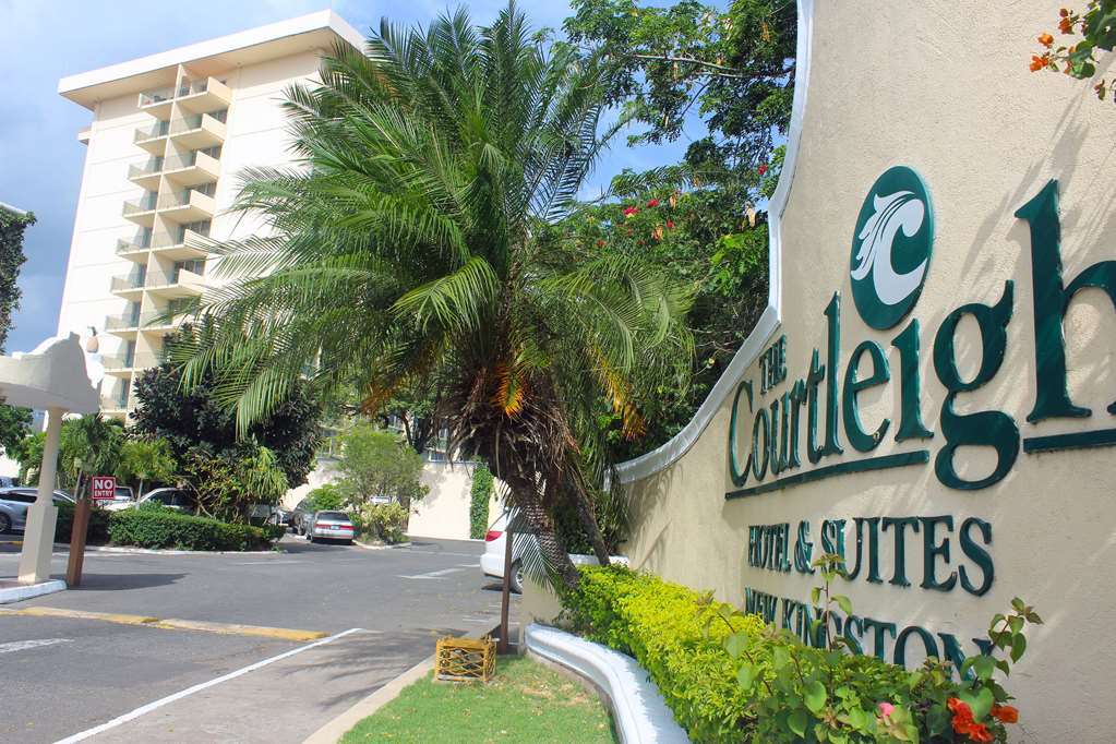 Courtleigh & Hotel 5*