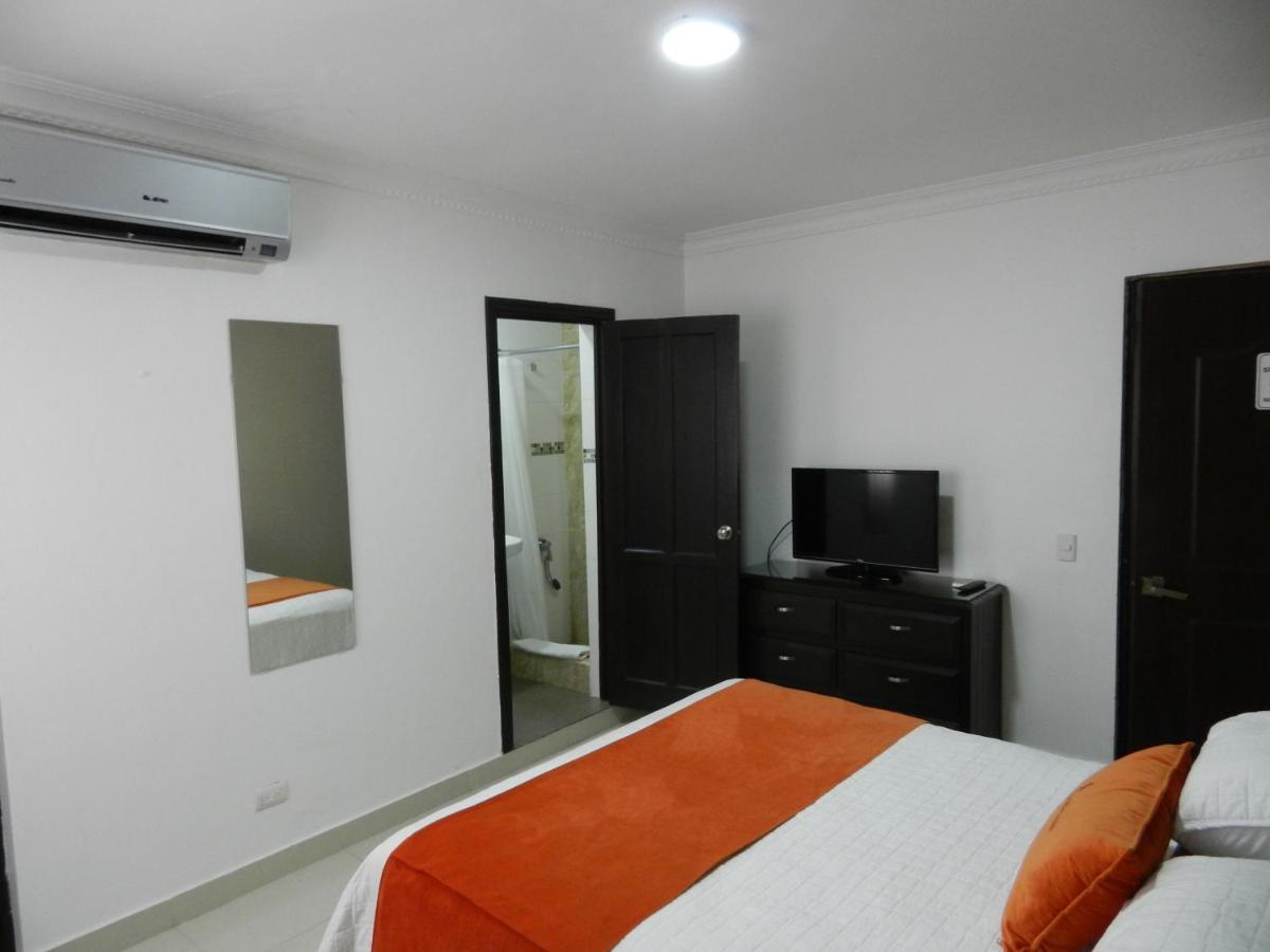 Hotel La Colonia Santo Domingo