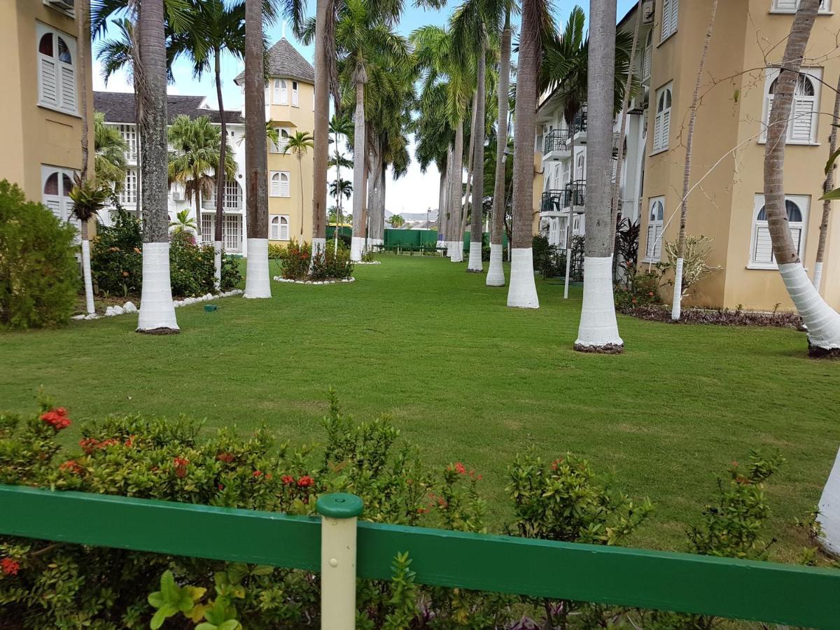Almond Grove At Castle Aparthotel Ocho Rios