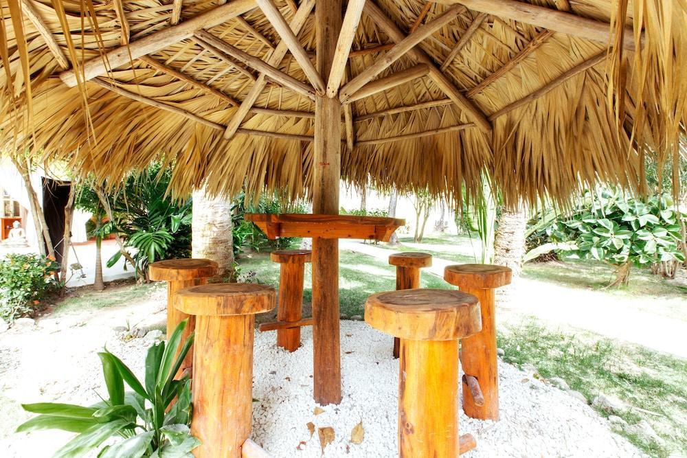 Hotel Tropicana Deluxe Club & Pool Punta Cana