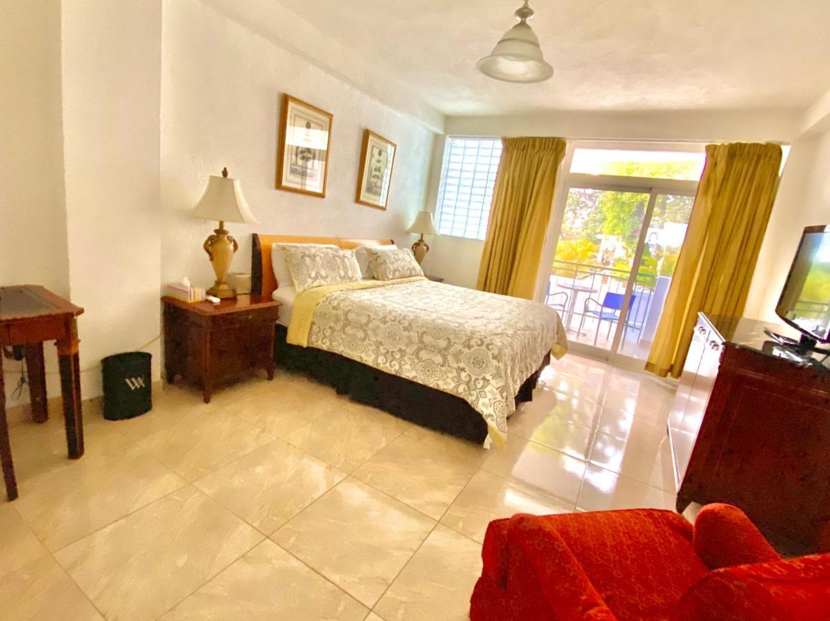 Manoir Adriana Hotel 3*