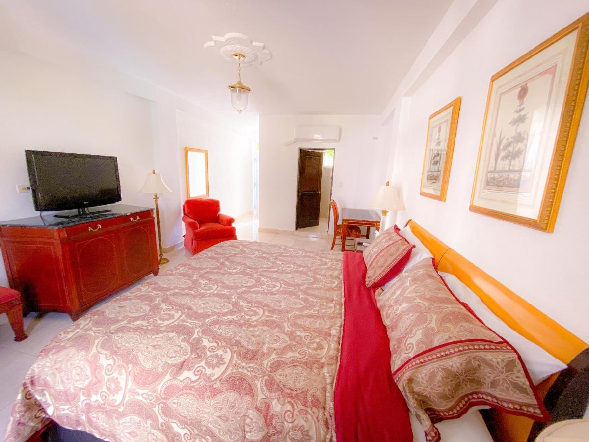 Hotel Manoir Adriana 3*